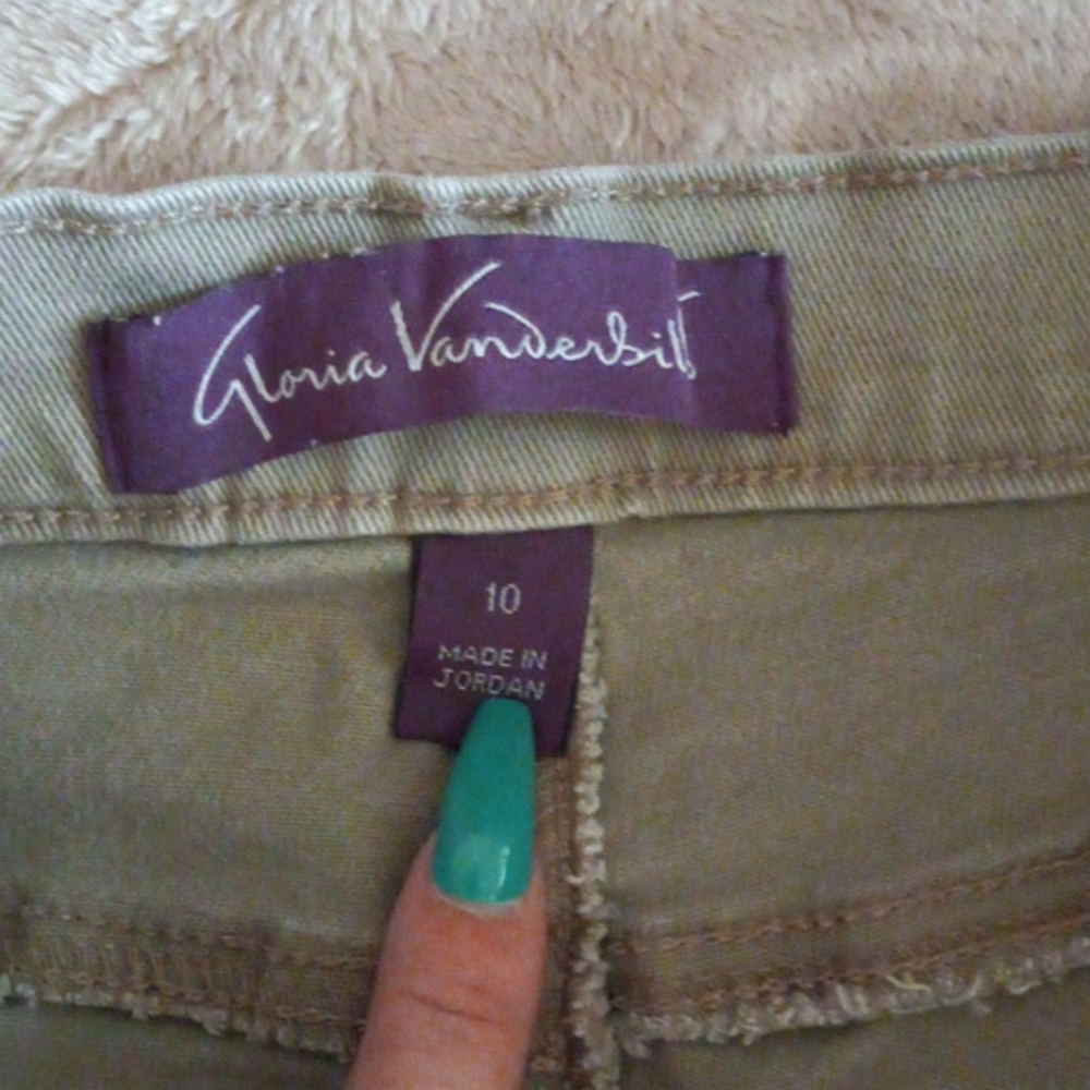 Jeans - Picture 2 of 3